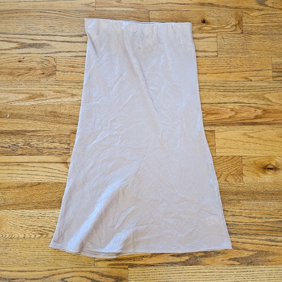 Bobeau Size S Aline Slip Skirt Light Pink with Metallic Texture Elastic Waist - Picture 1 of 5